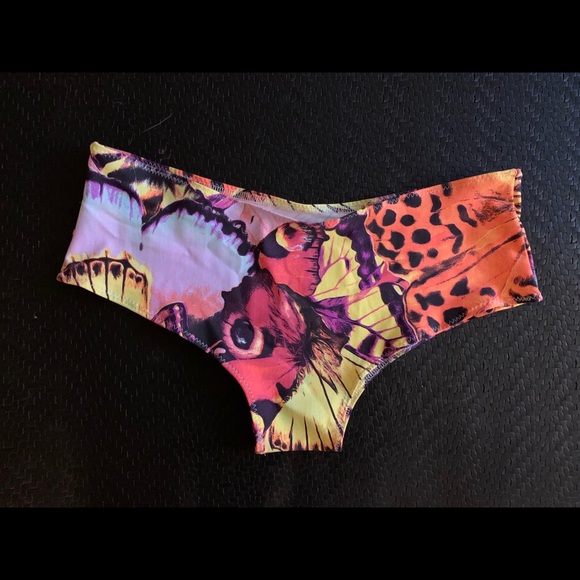 Metamorphosis Set - Picture 3 of 3